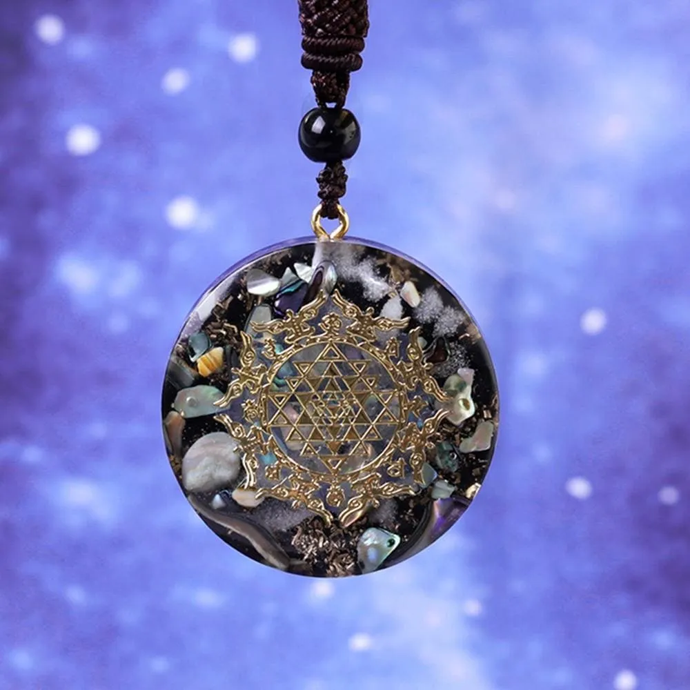 Reiki Orgonite Pendant Natural Shell Amulet Healing Crystal Pendant Meditation