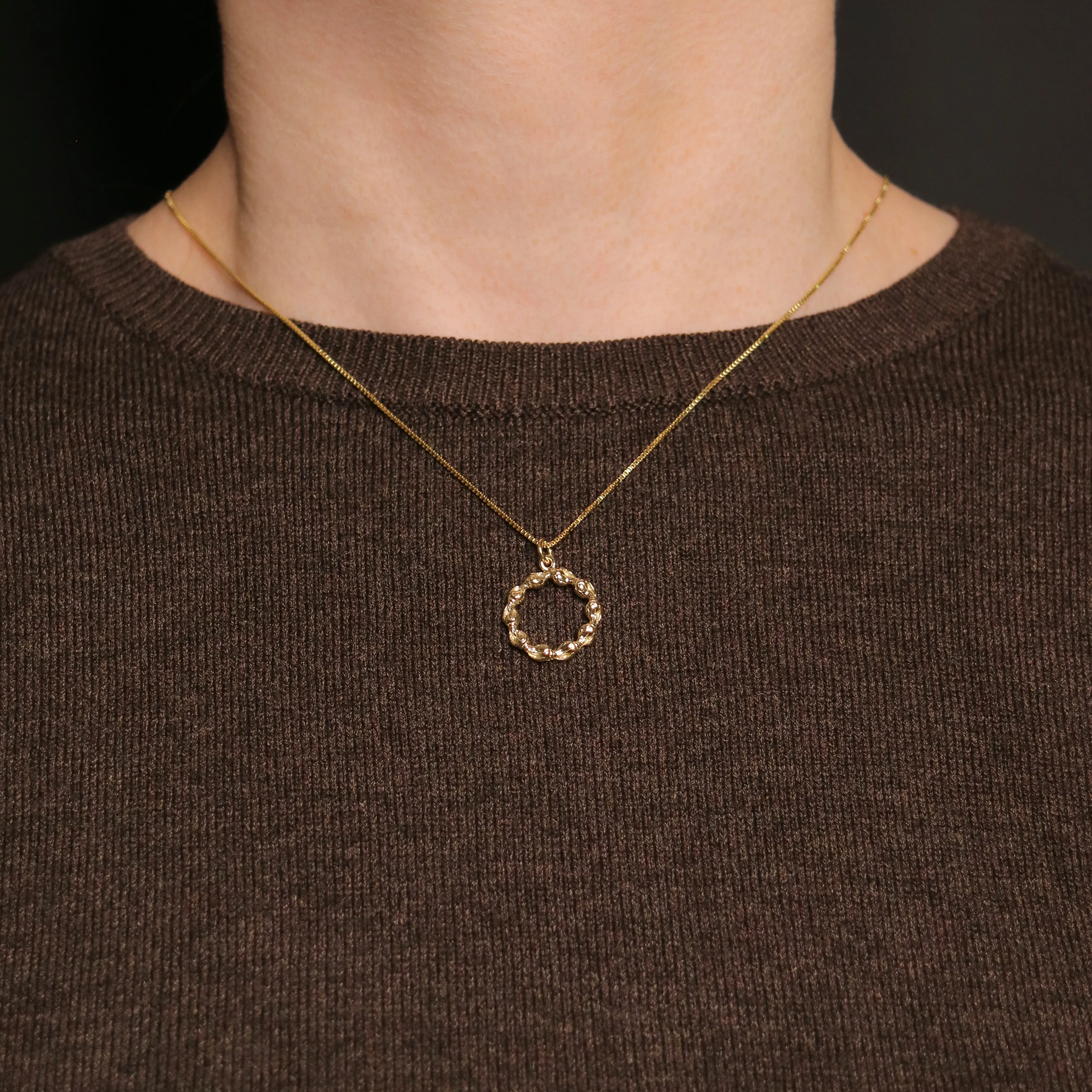 Seashell Necklace - Circle Shells - Gold