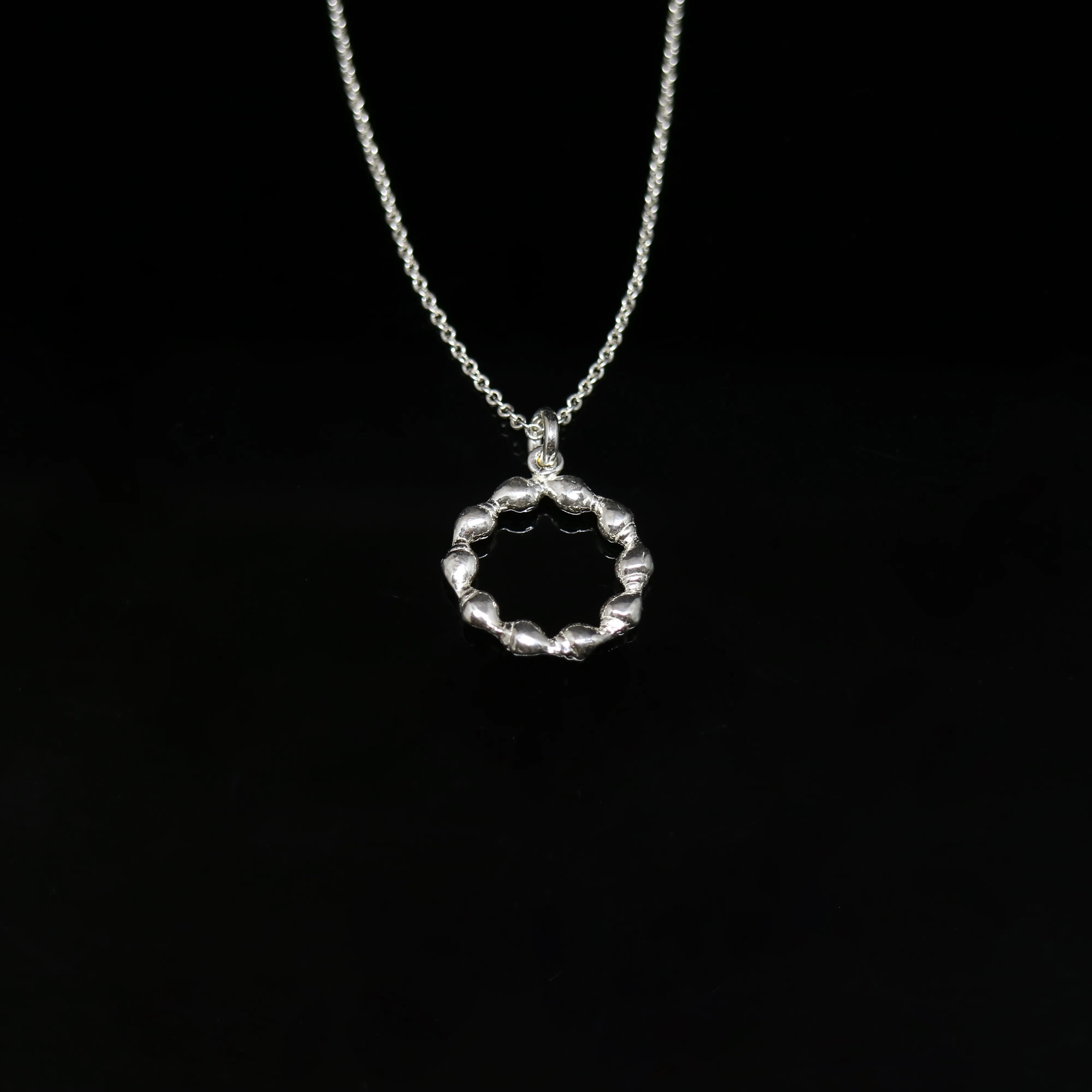 Seashell Necklace - Circle Shells - Silver