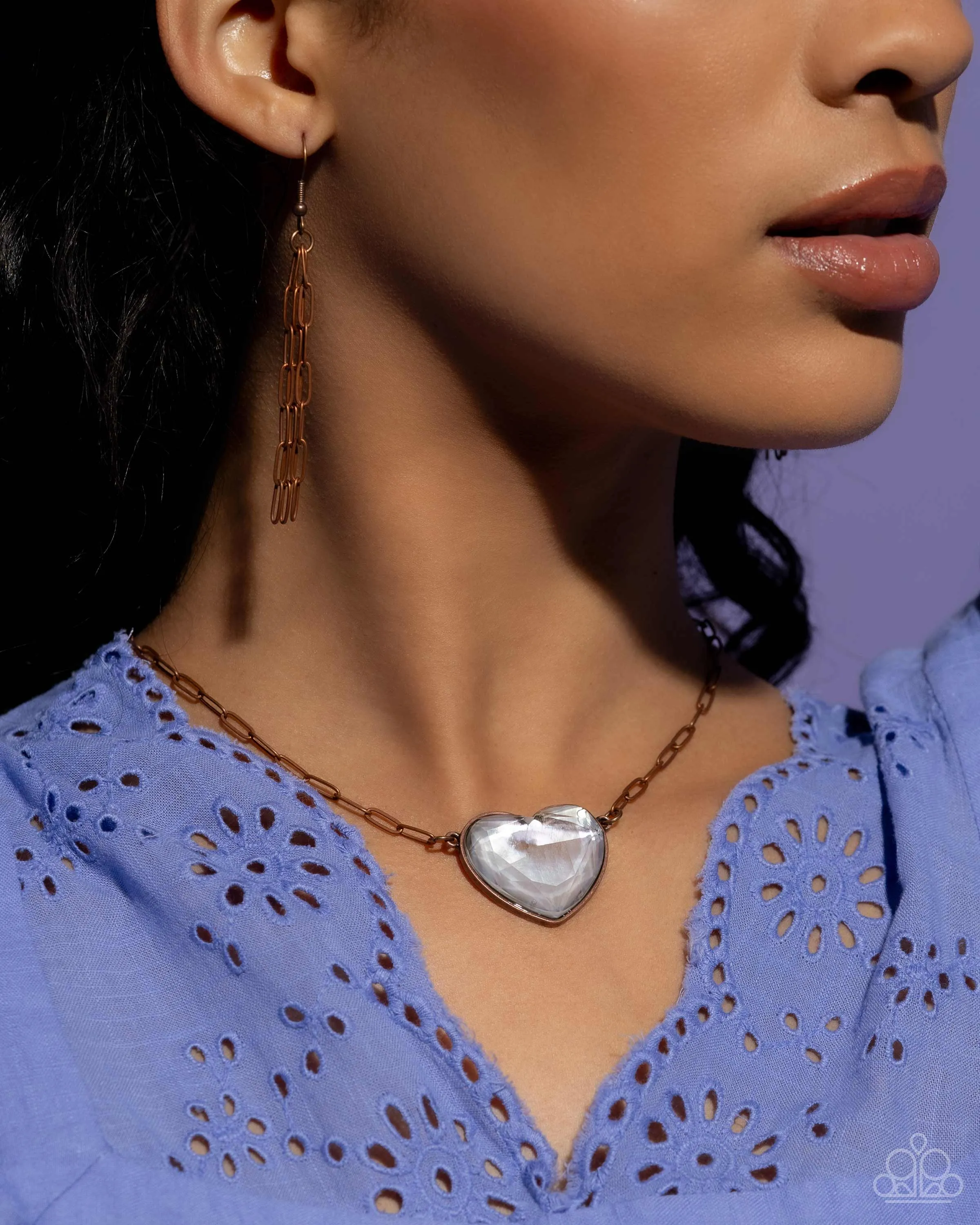 Seize the Sentiment - Copper - Seashell-Like White Heart Paparazzi Short Necklace