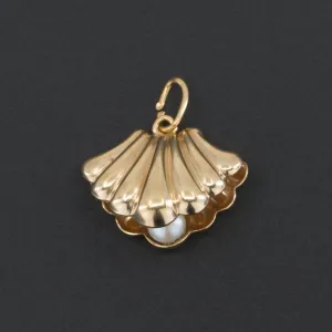 Shell Charm | Scallop Shell with Pearl Charm