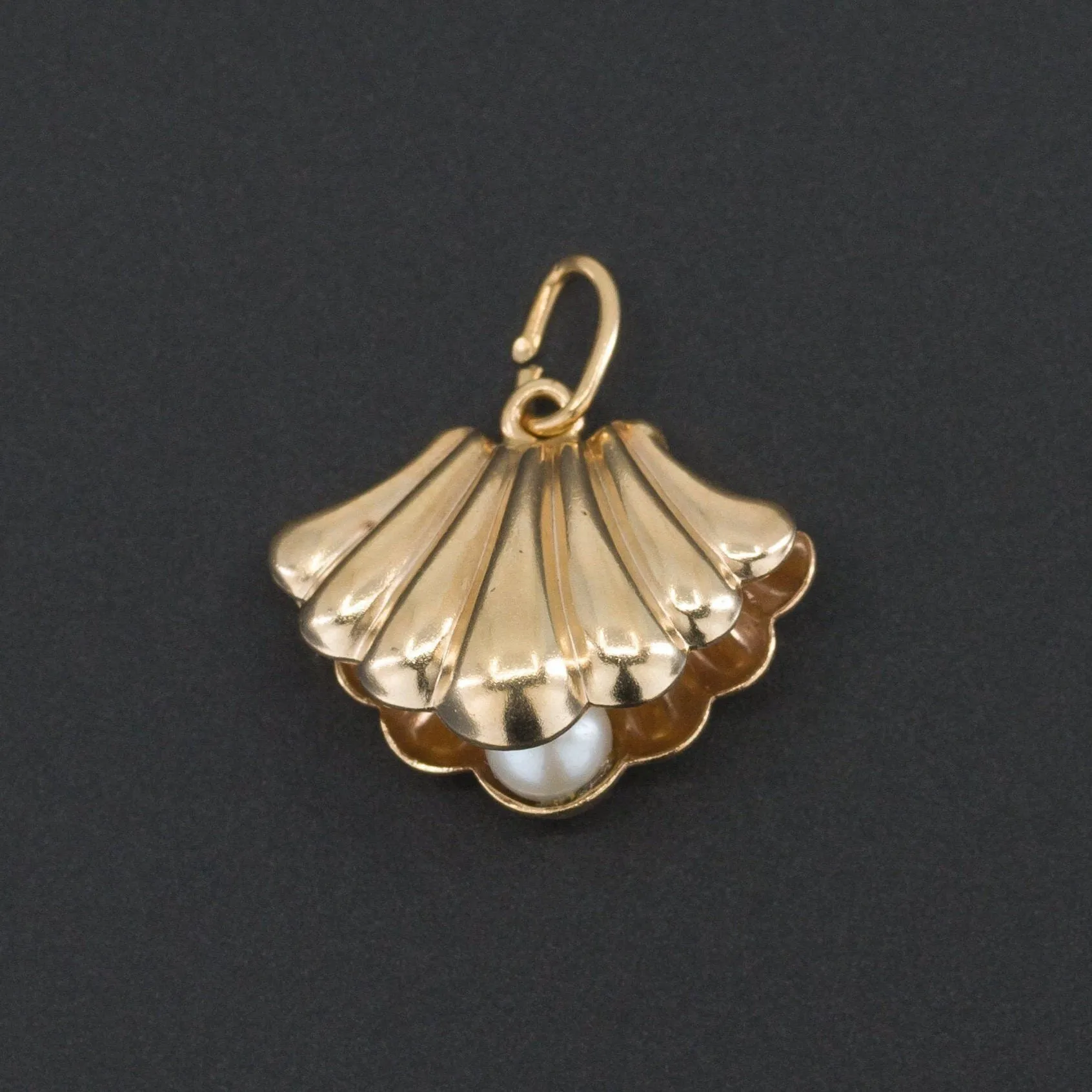 Shell Charm | Scallop Shell with Pearl Charm