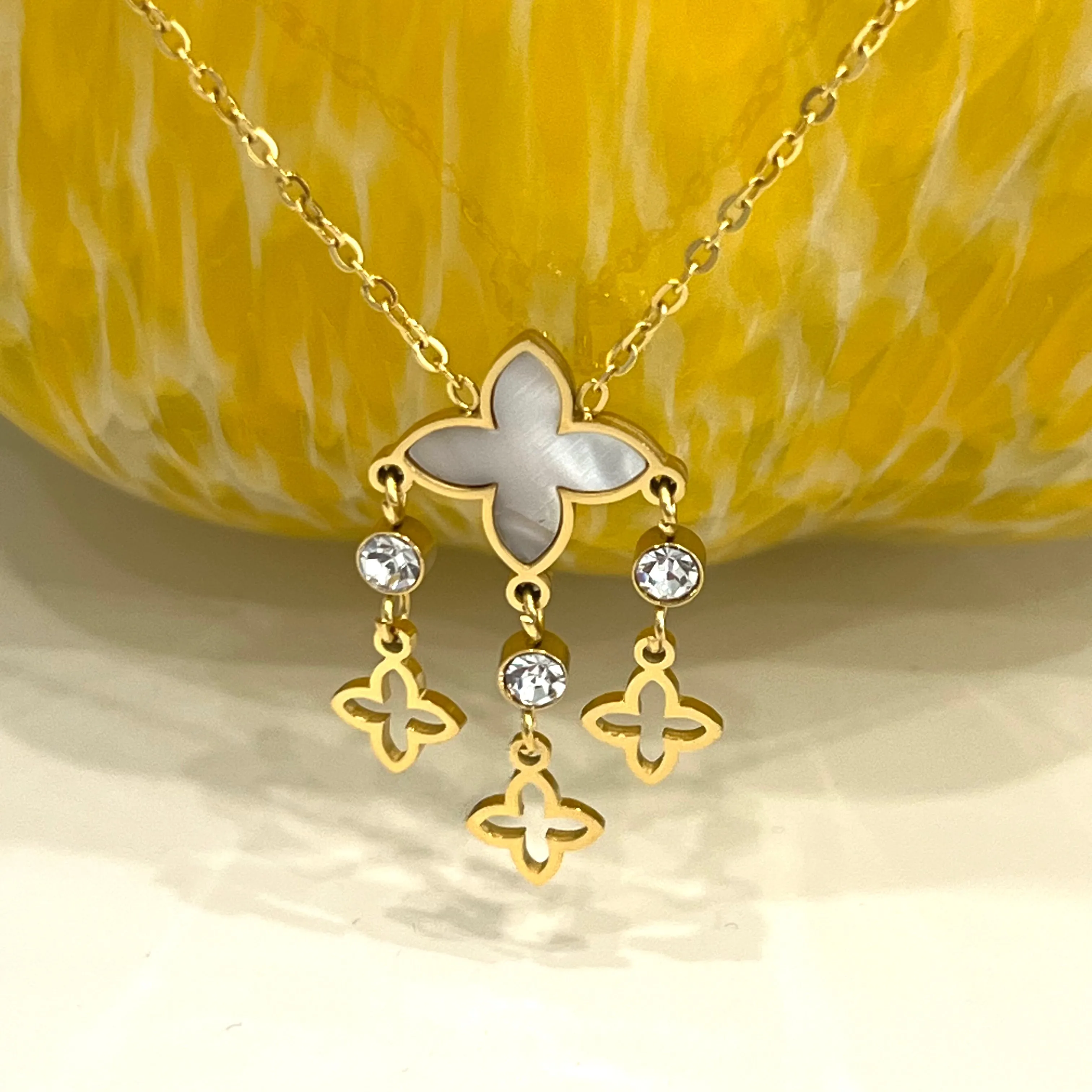 Shell Gem CZ Dangling Clovers Necklace - Gold