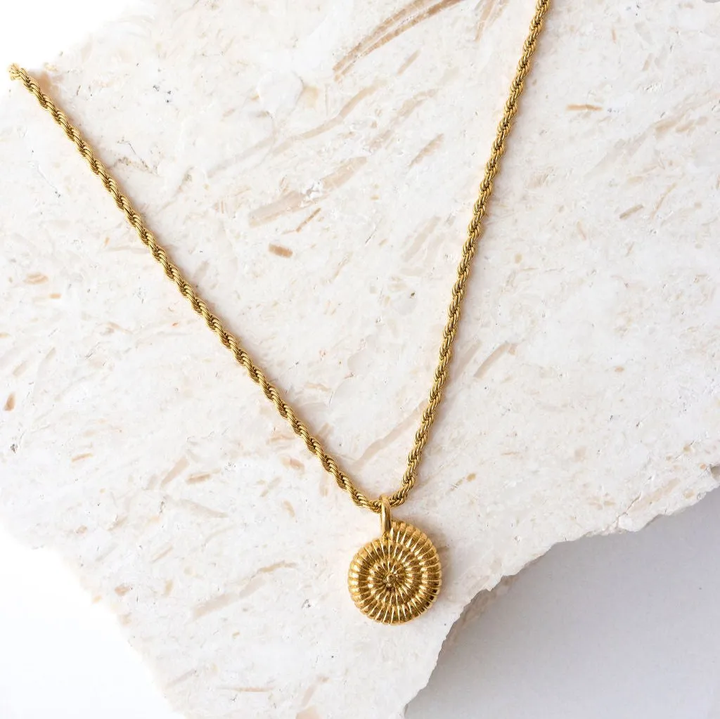 Shelly Necklace
