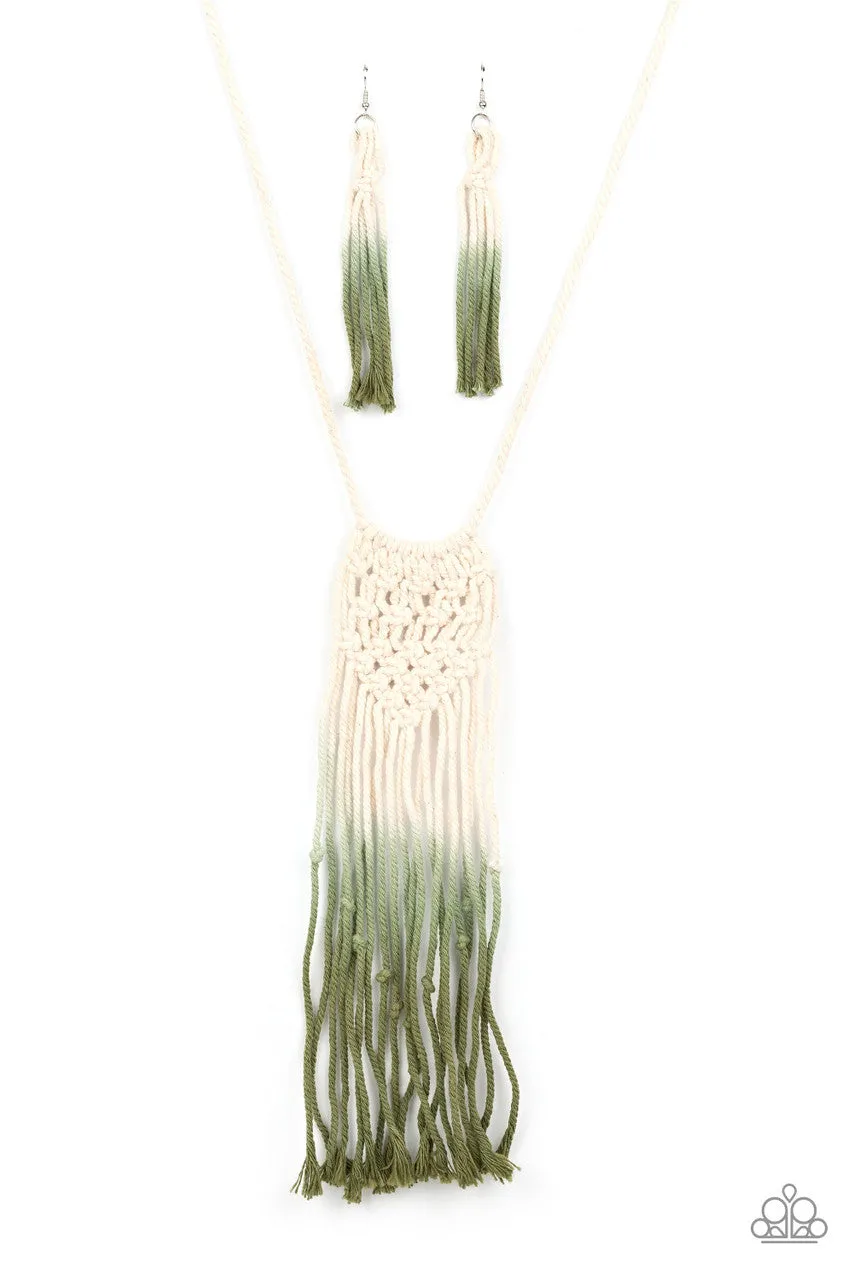 Surfin the Net Green Paparazzi Necklace