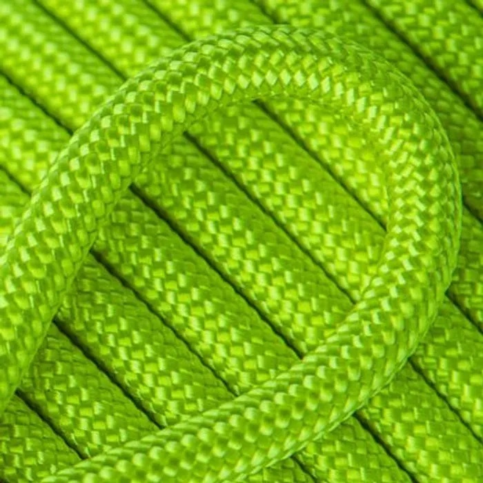 SYNTHETIC BRAIDED ROPE