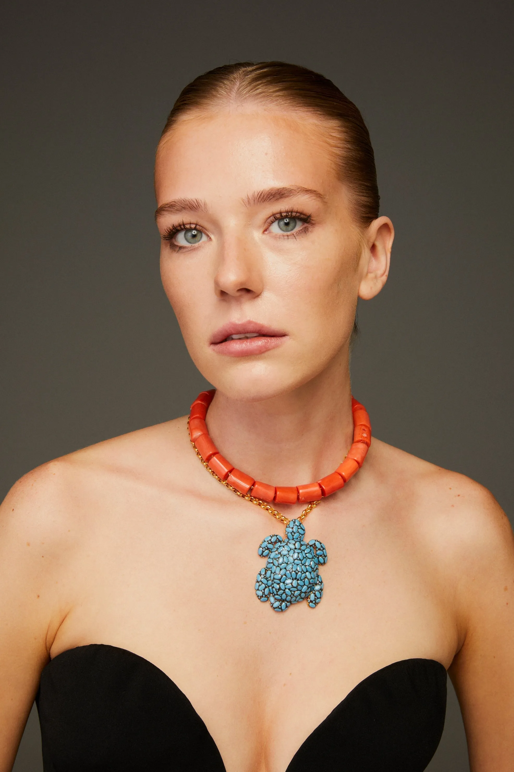 TARTARUGA CORAL NECKLACE