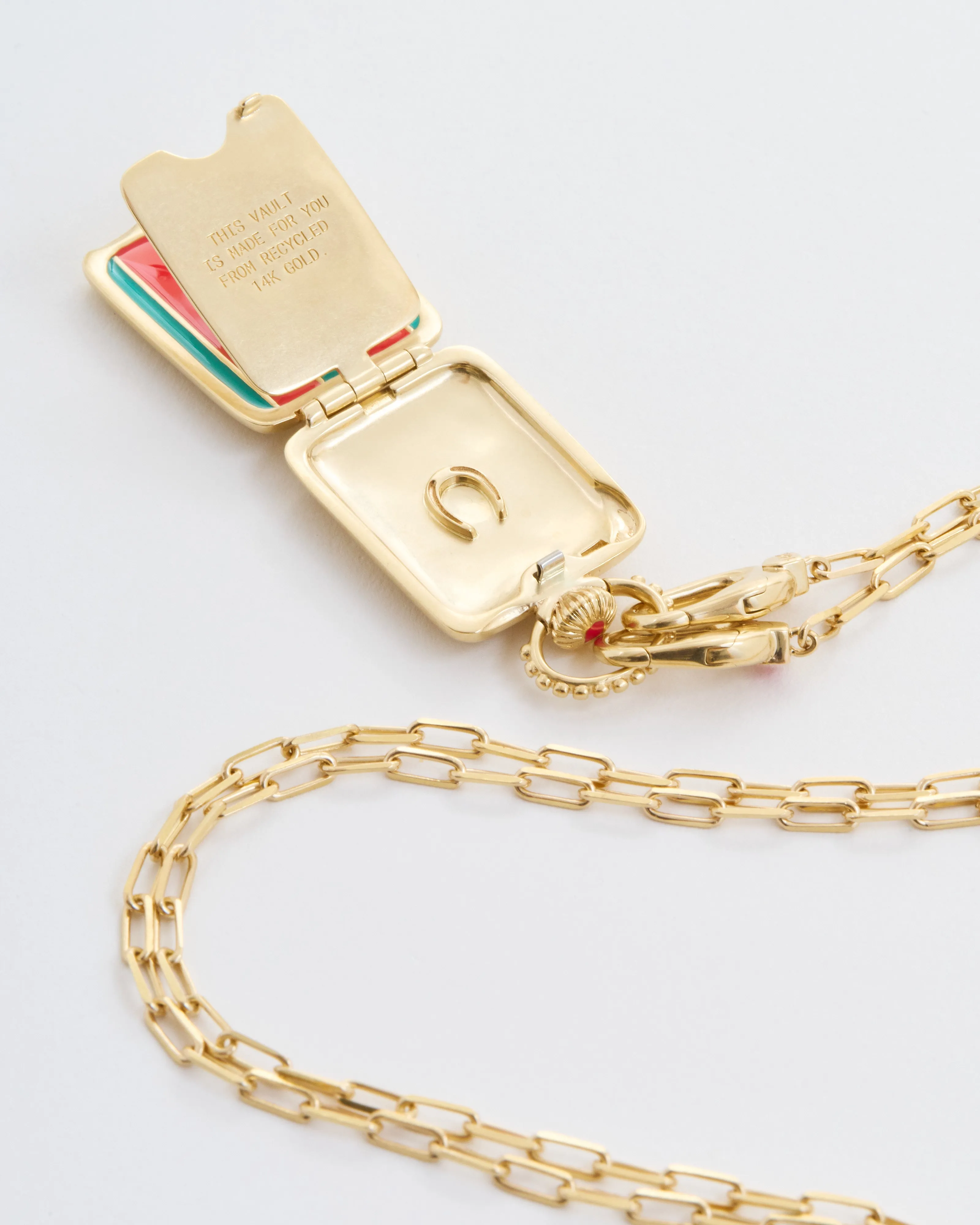 the ace vault w/ 14k paperclip chain