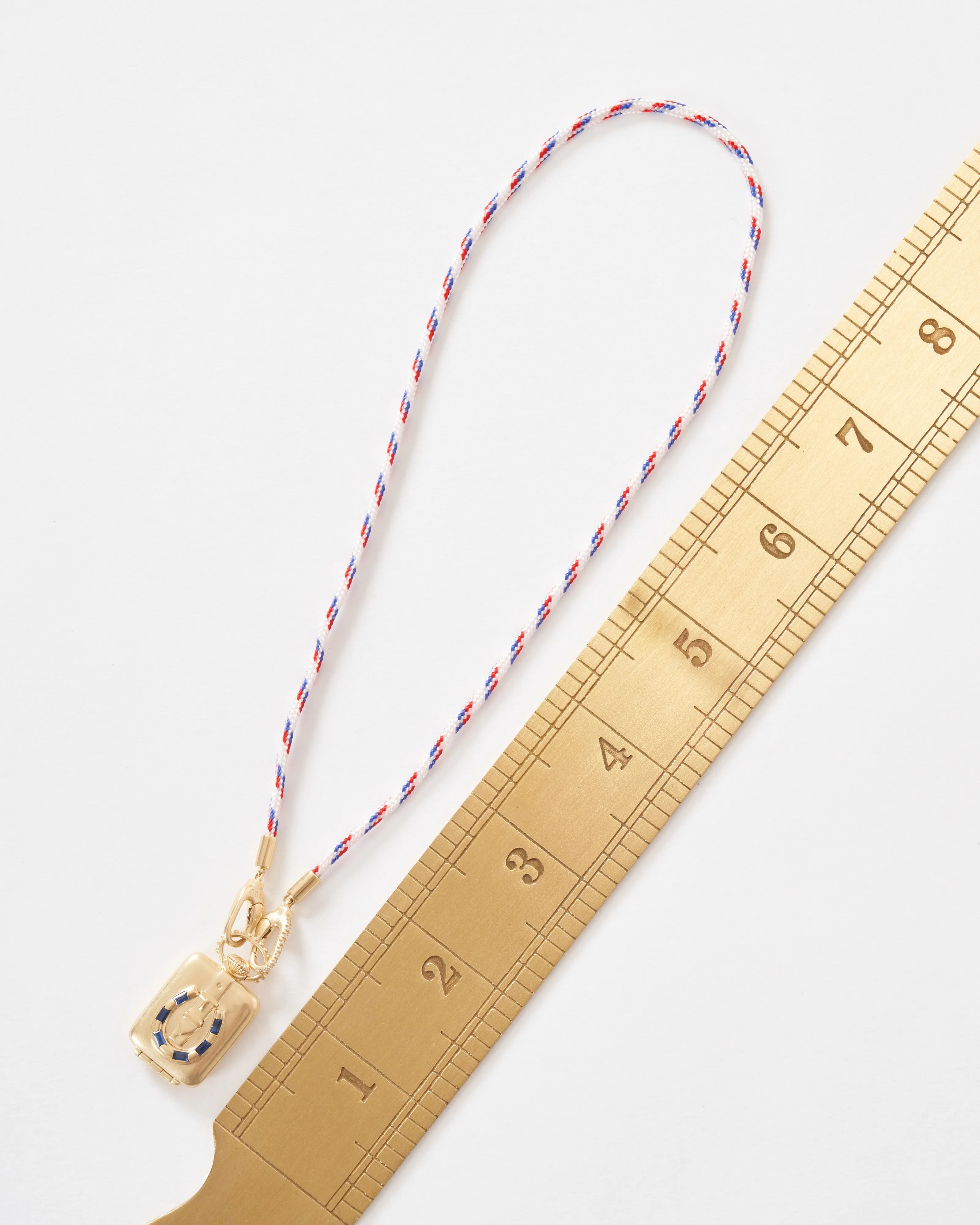 the ace vault w/ pave seafarer cord