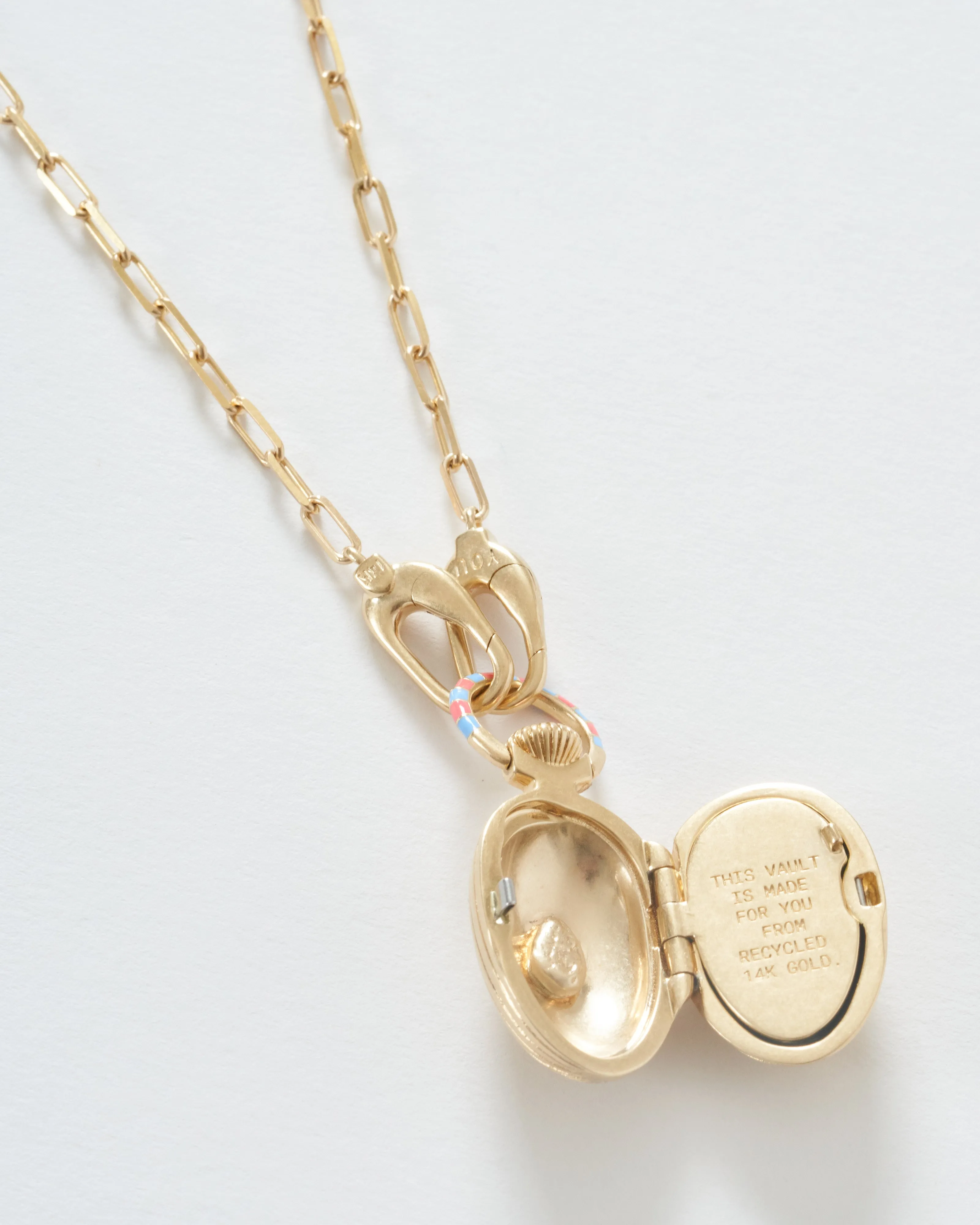 the good vault w/ 14k paperclip chain