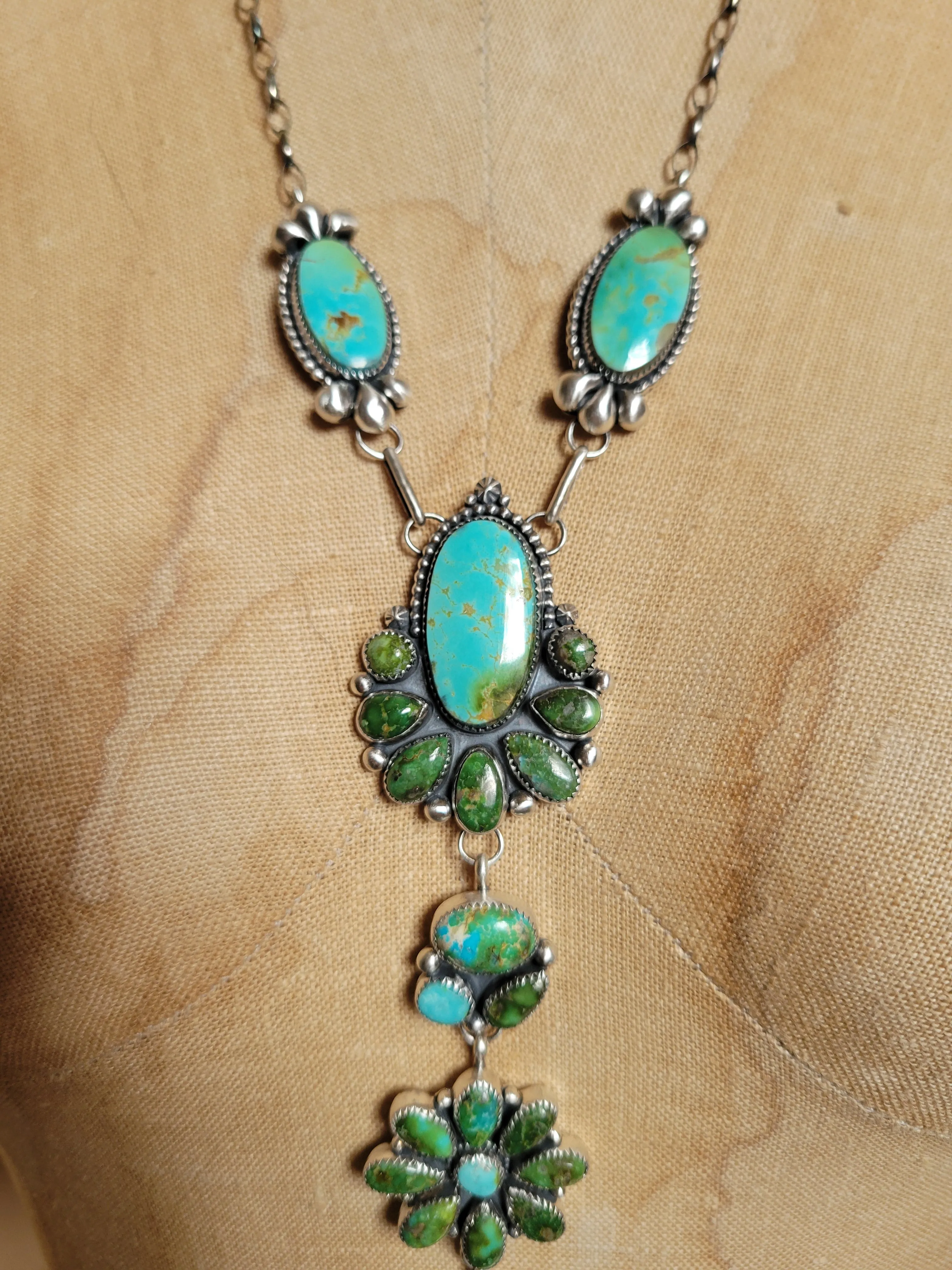 The River Cluster Lariat