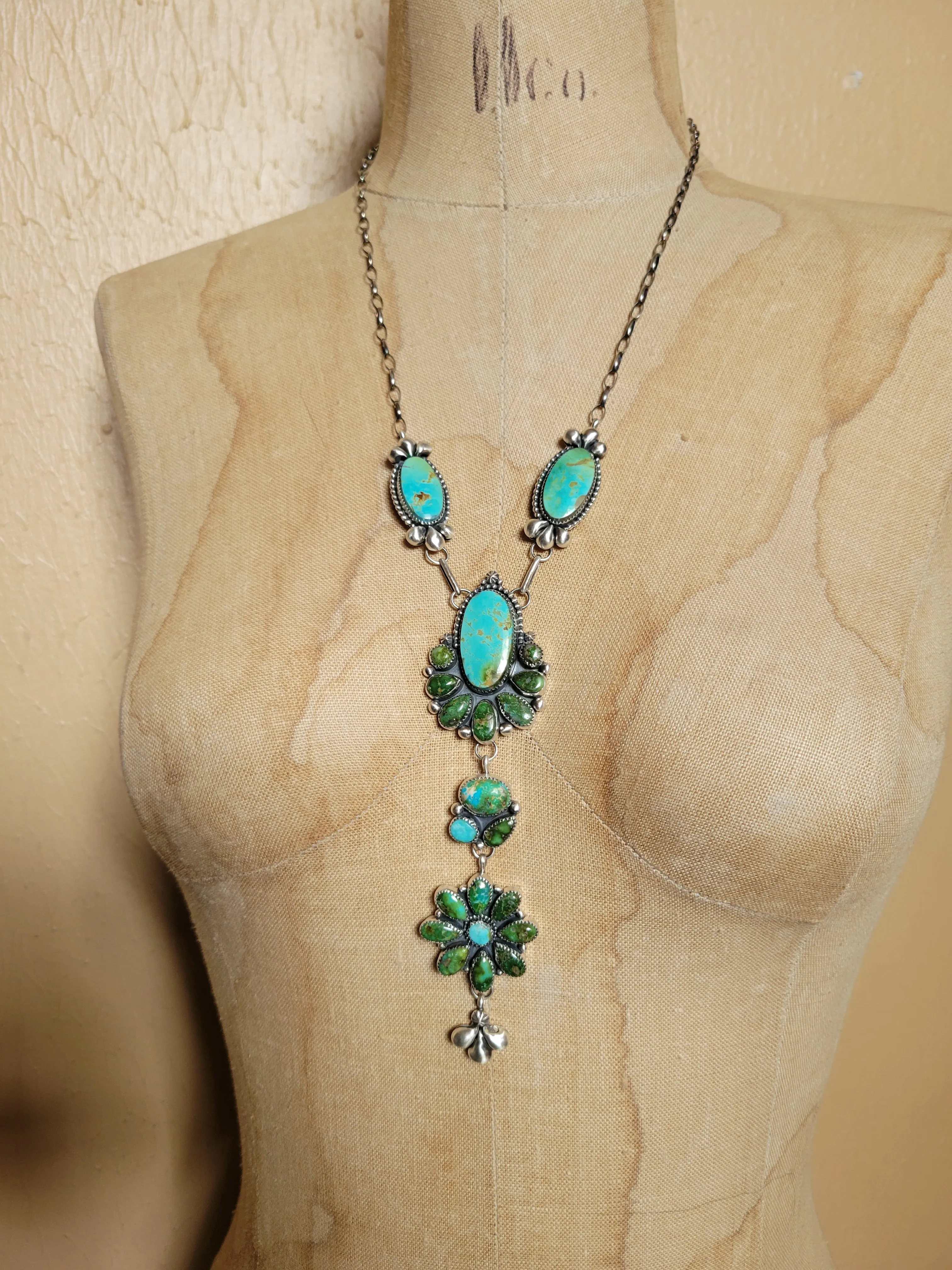 The River Cluster Lariat