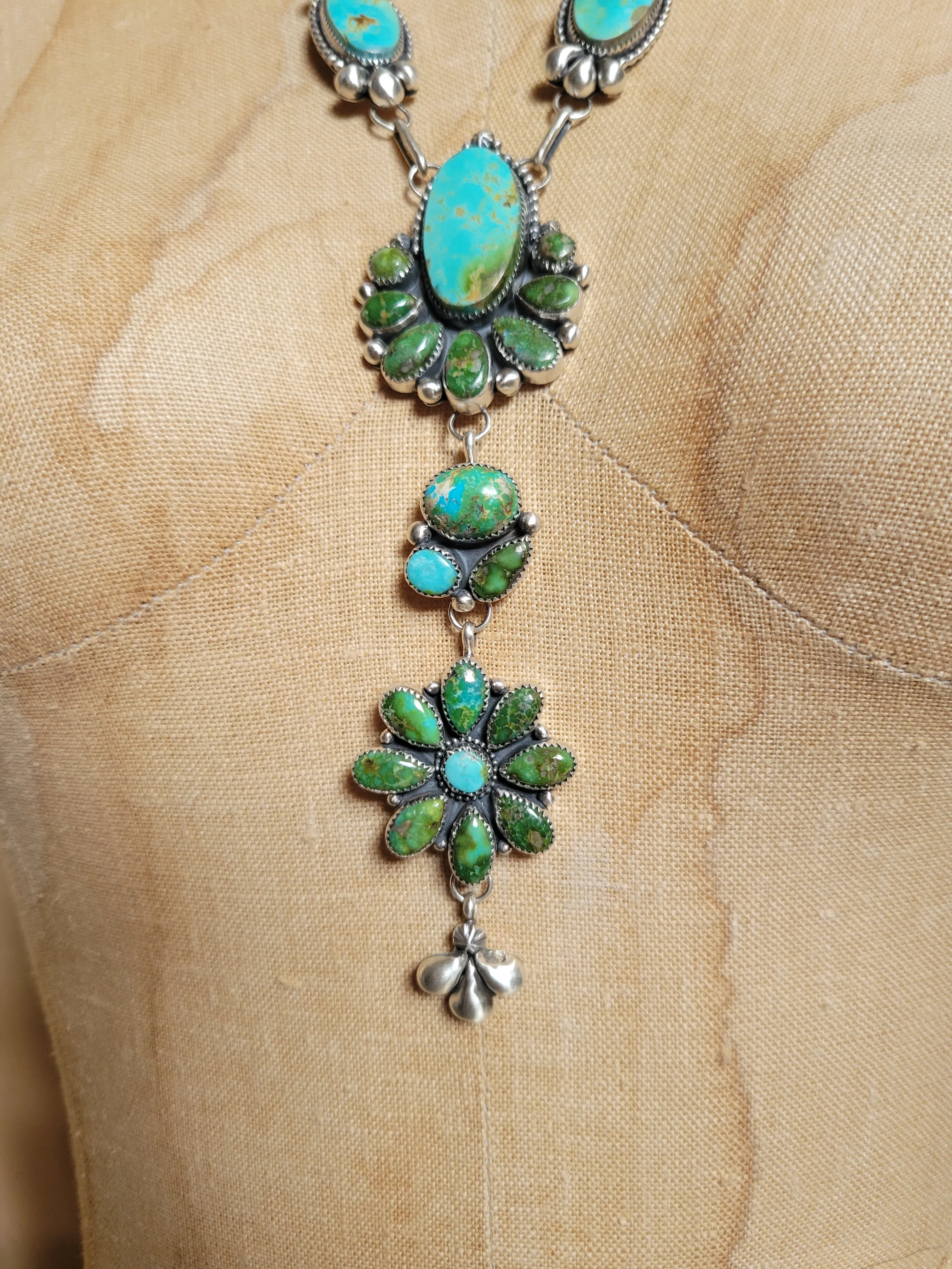 The River Cluster Lariat