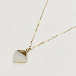Tillie Geometric White Shell Necklace | Gold