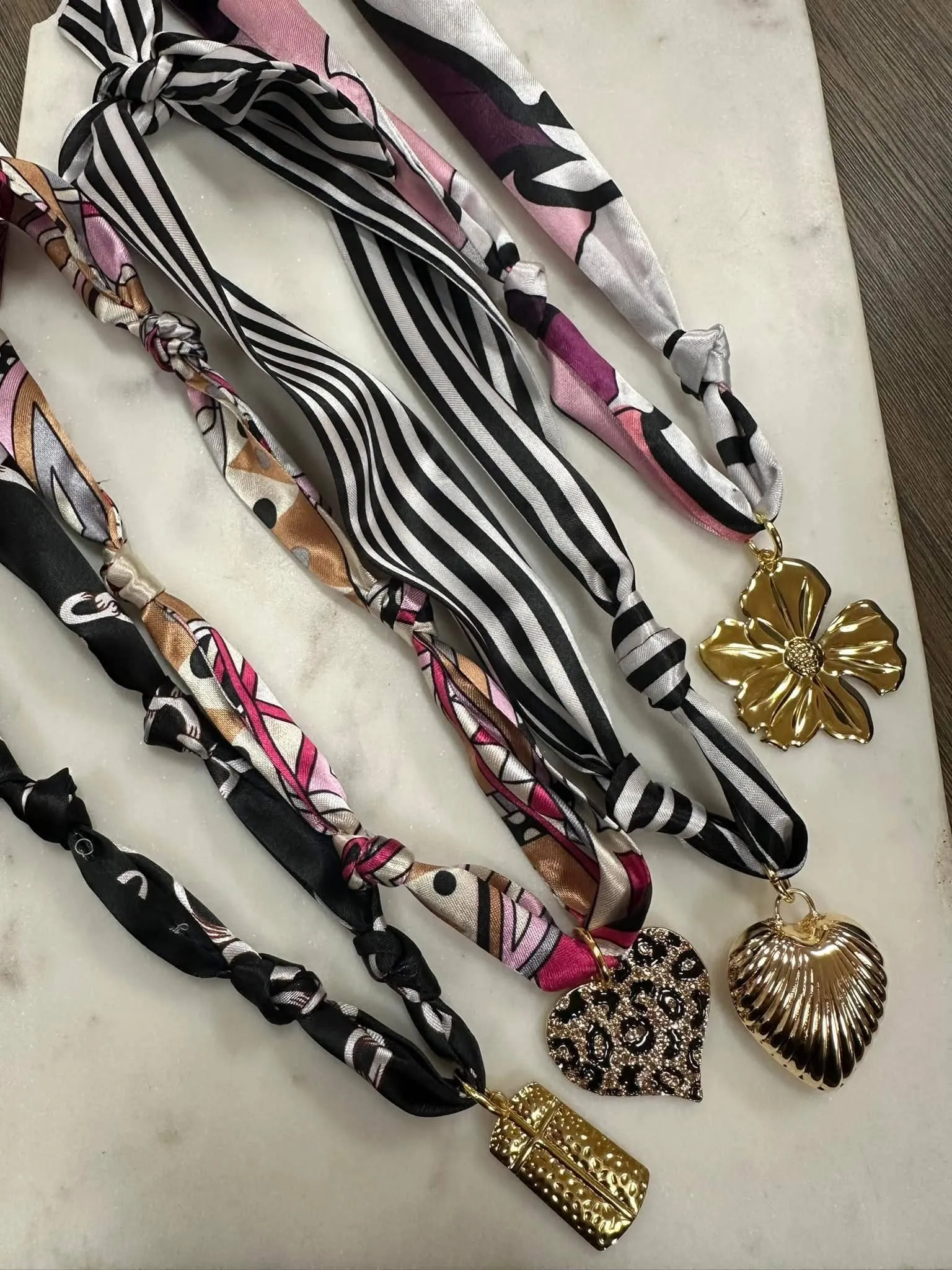 Trendy Scarf Necklace 