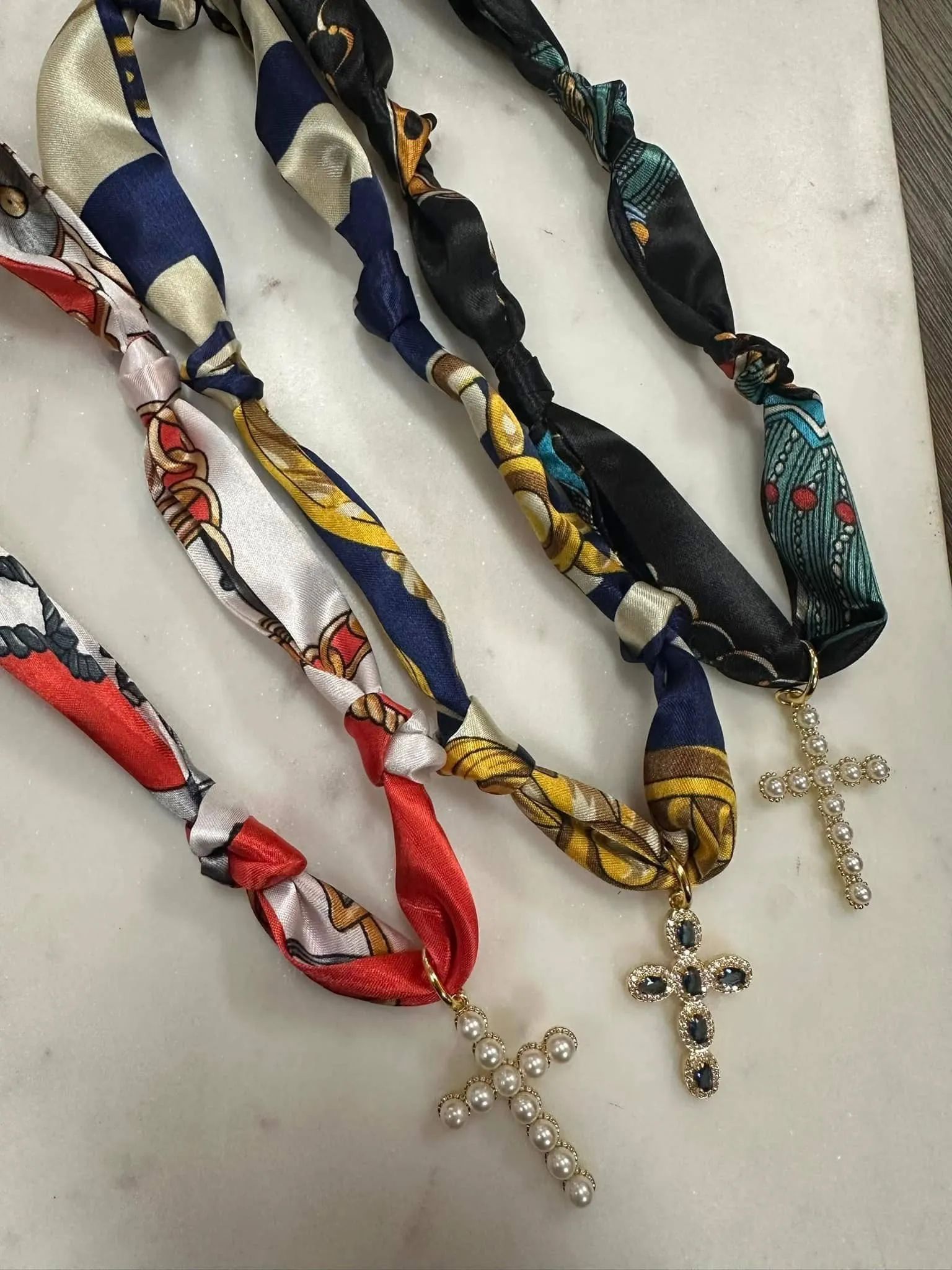 Trendy Scarf Necklace 