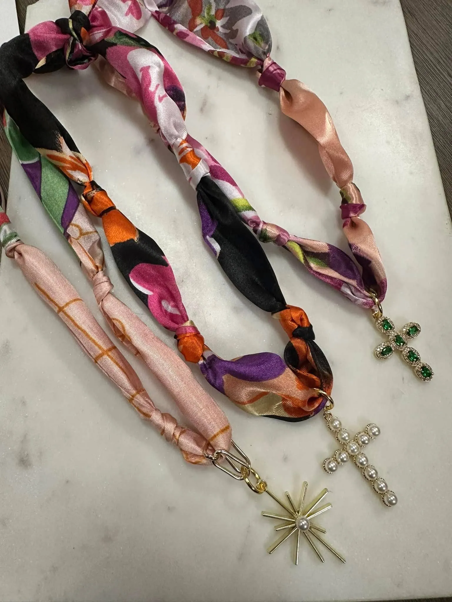 Trendy Scarf Necklace 