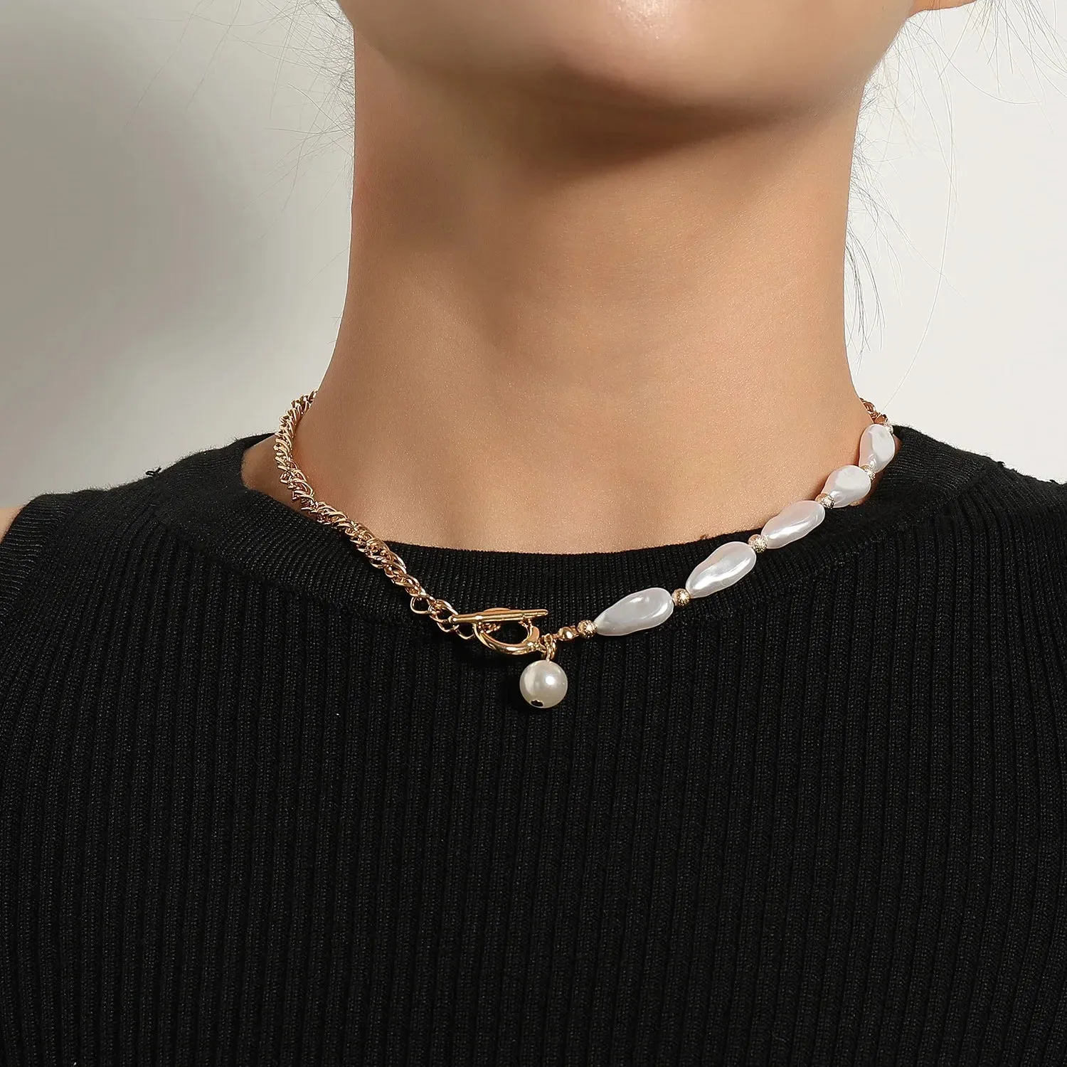 Vintage Style Simple 6MM Pearl Chain Choker Necklace For Women Wedding Love Shell Pendant Necklace