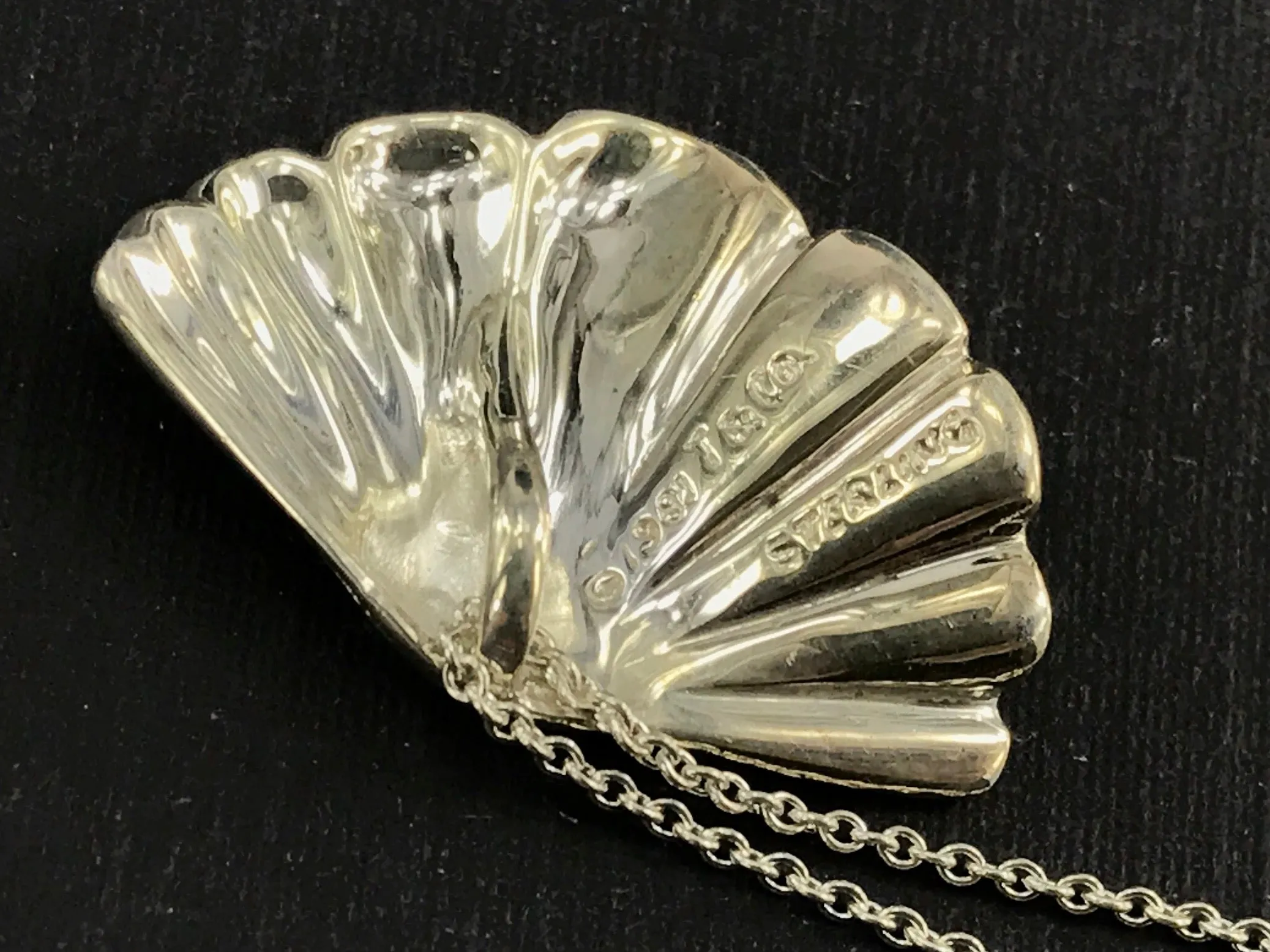 Vintage Tiffany & Co Sterling Silver Fan Shell Necklace