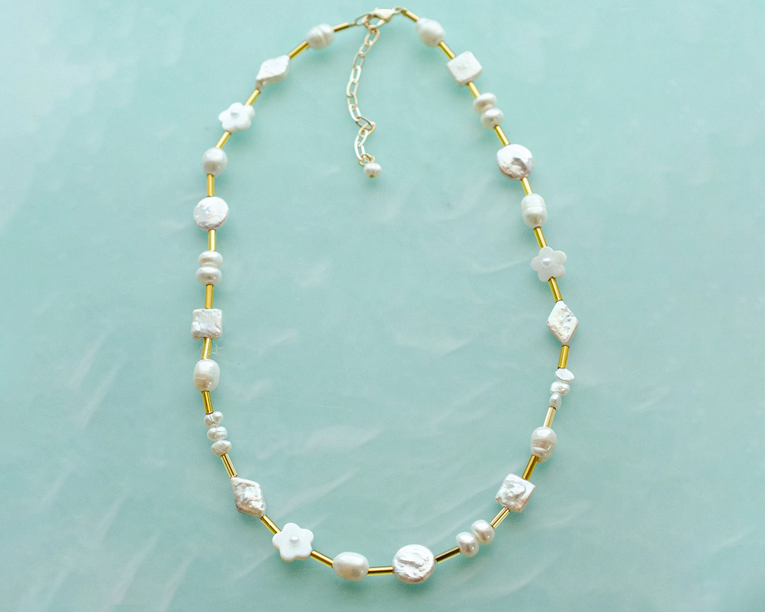 White Pearl Necklace, Freshwater Pearl Choker Necklace, Mother of pearl beaded necklace, Classic Pearl necklace, Mother's day necklace