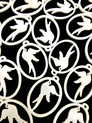 White South Sea Mother Of Pearl Bird Shell Sku#M610