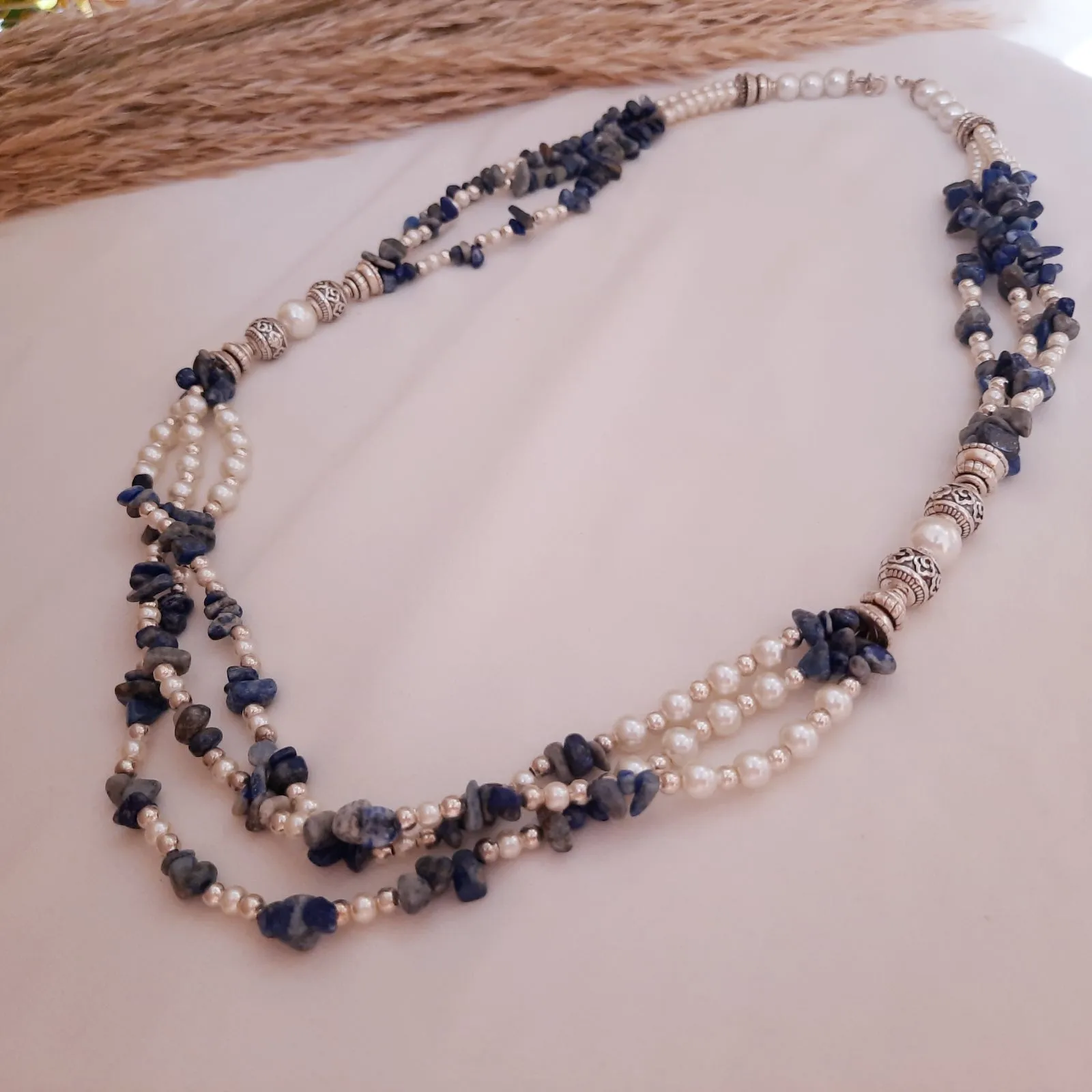 Zeina Necklace - Seashell and Pearl Stones